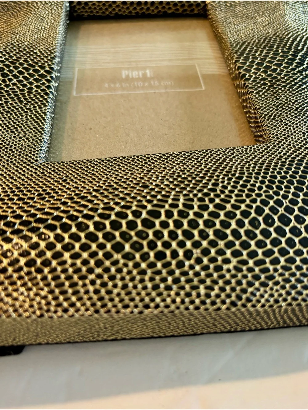 Pier 1 Black & Gold Honeycomb Patterned Photo Frame For 4x6 New Old Stock w/tag